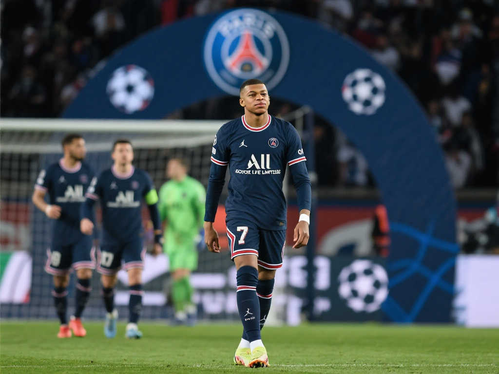 僅是裁判的 僅是裁判的