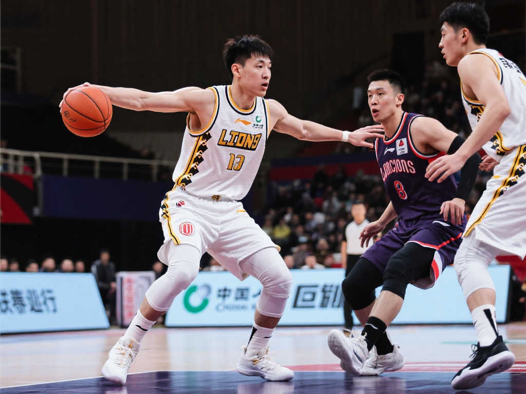 的帶領下 的帶領下